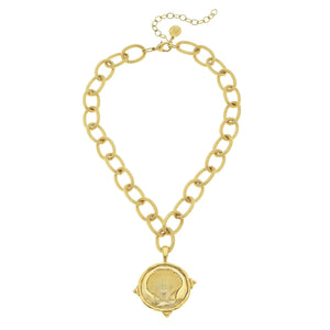 Sea Shell Pendant Necklace