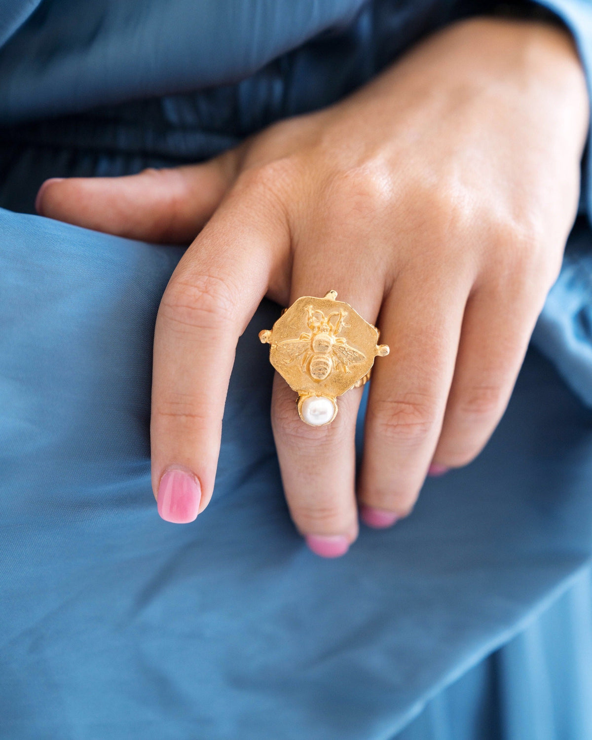 Pearl Bee Ring