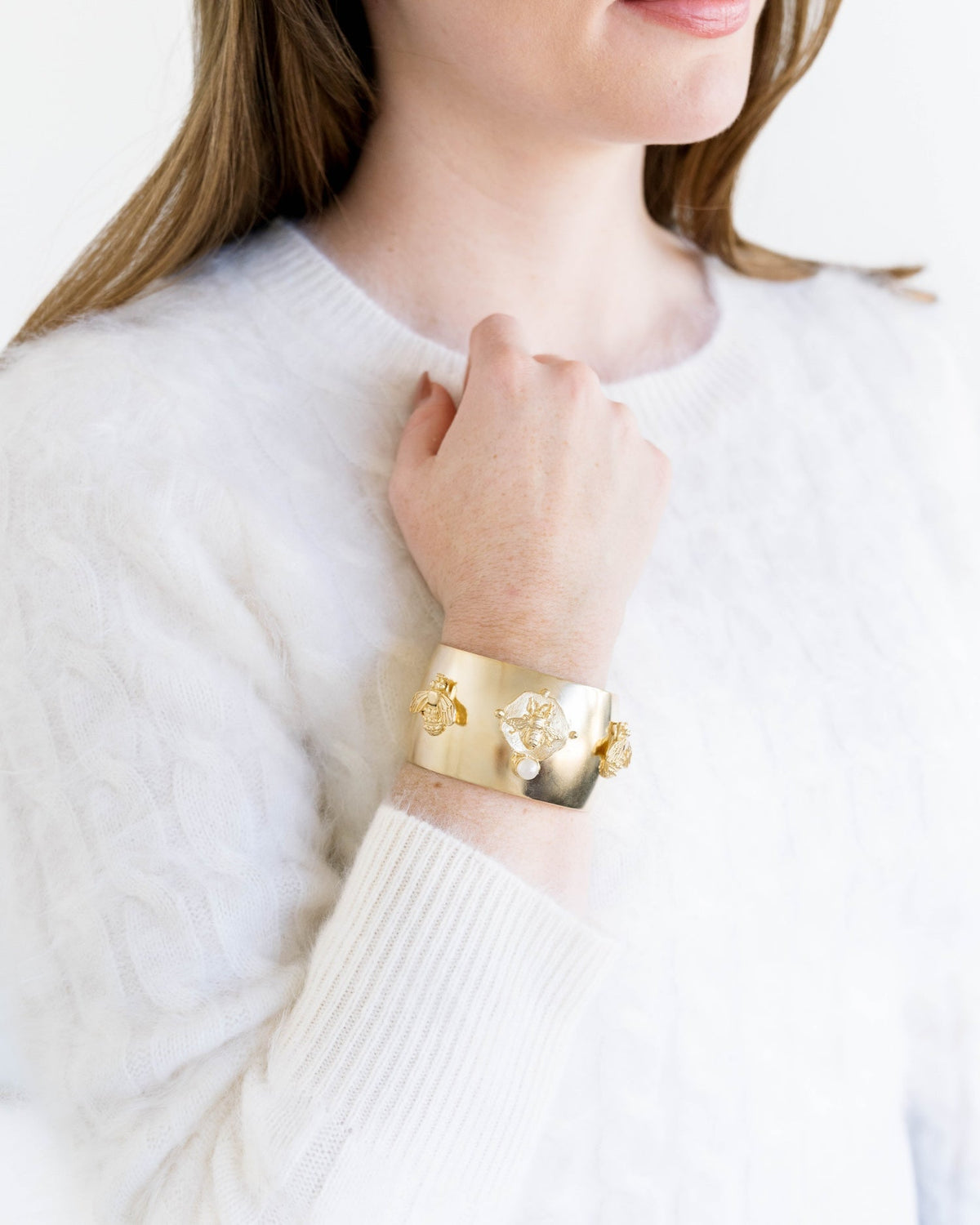 Pearl Bee Cuff