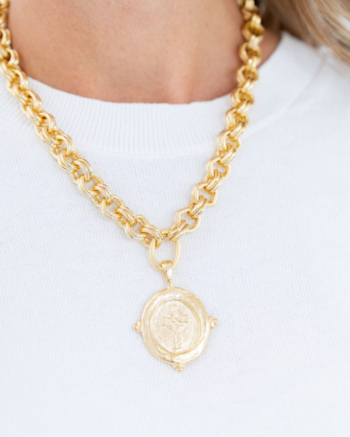 Cross Intaglio Necklace