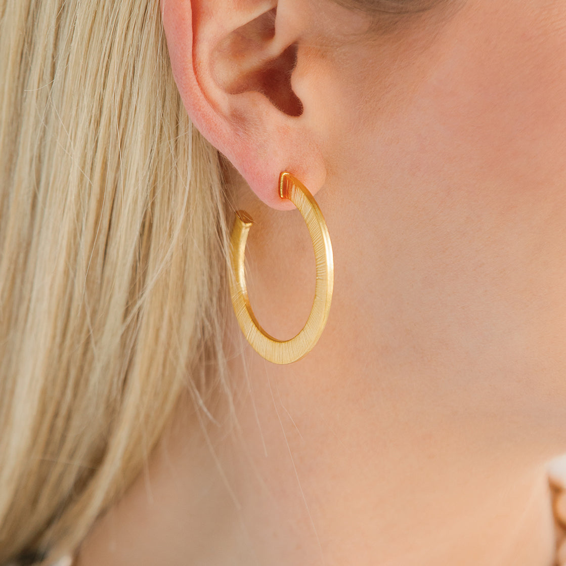 Textured Classic Hoops